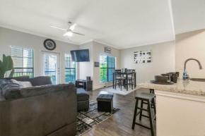 Luxe 2BD Apt Heart of Austin, SoCo District!